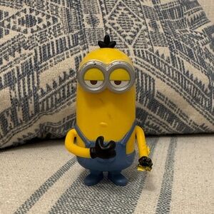 🏖️2/$5🏖️2017 Tim or Kevin Tall Minion 4" McDonald's #12 Despicable Me 3